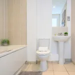 Apartamento Hub - Ideal For Couples Families - Pass The Keys *