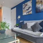 Hub - Ideal For Couples Families - Pass The Keys Appartamento *